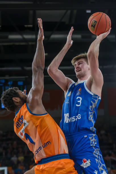 这使得续约 这使得续约